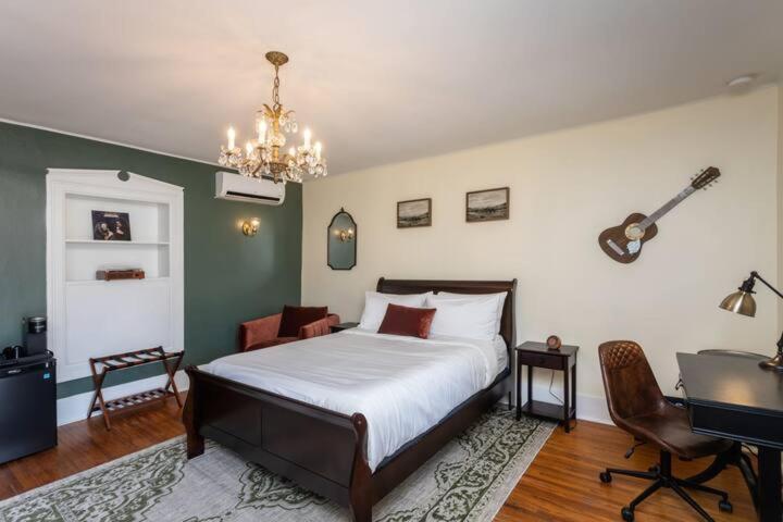 The Legacy Inn Luray Exterior photo